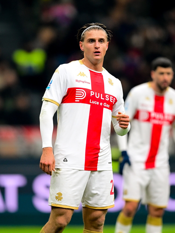 科隆博接近触发强制买断条款，热那亚需满足三项条件|热那亚队|洛伦佐·科隆博|ac米兰|球员转会|意甲联赛_新浪体育_新浪新闻