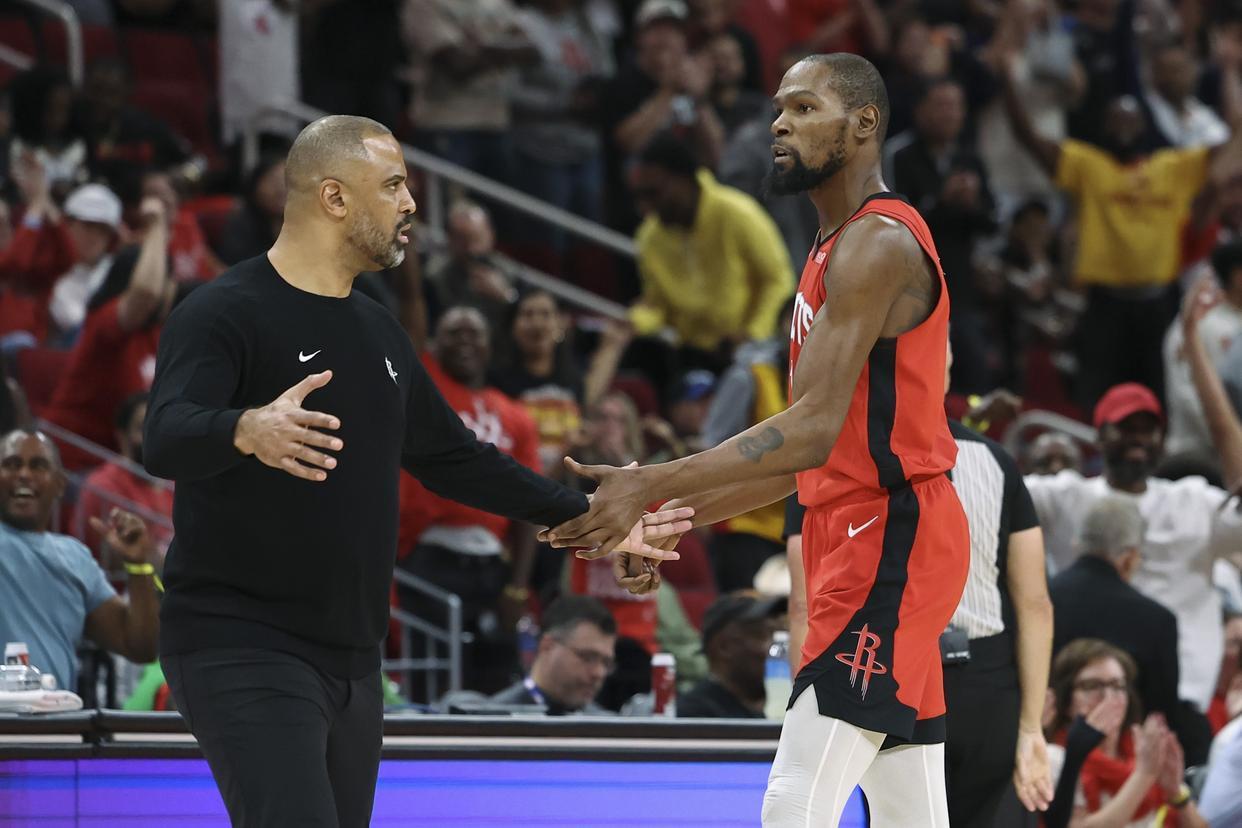 乐鱼体育网址-谢泼德因祸得福？火箭队1人复出，1人又伤！对阵勇士，或再调首发